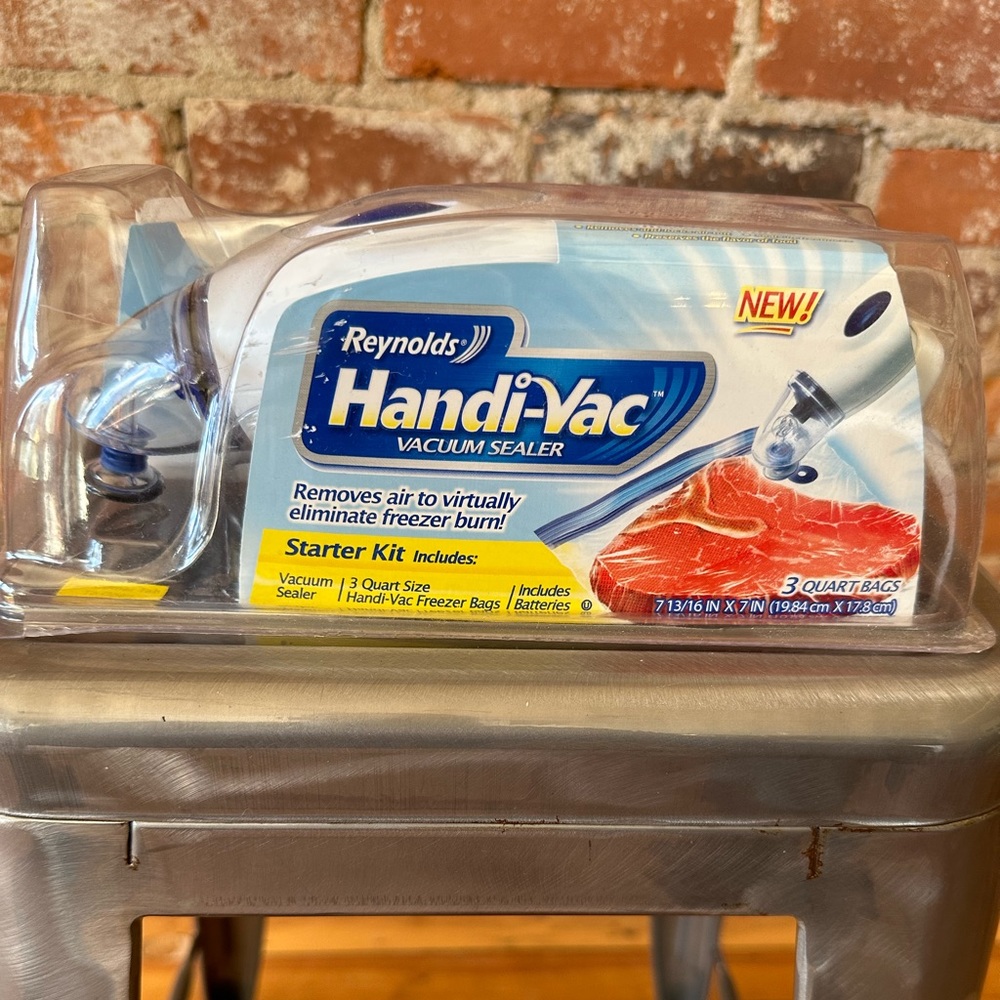 Reynolds Handi-Vac Vacuum Sealer